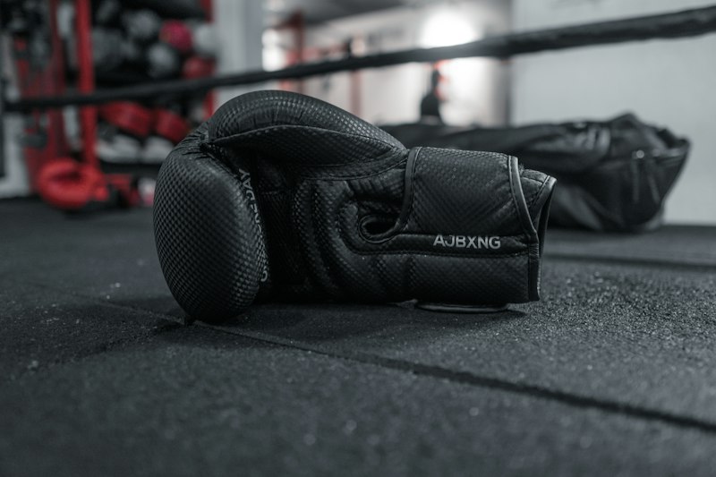 Khunsuek Signature Boxing Gloves